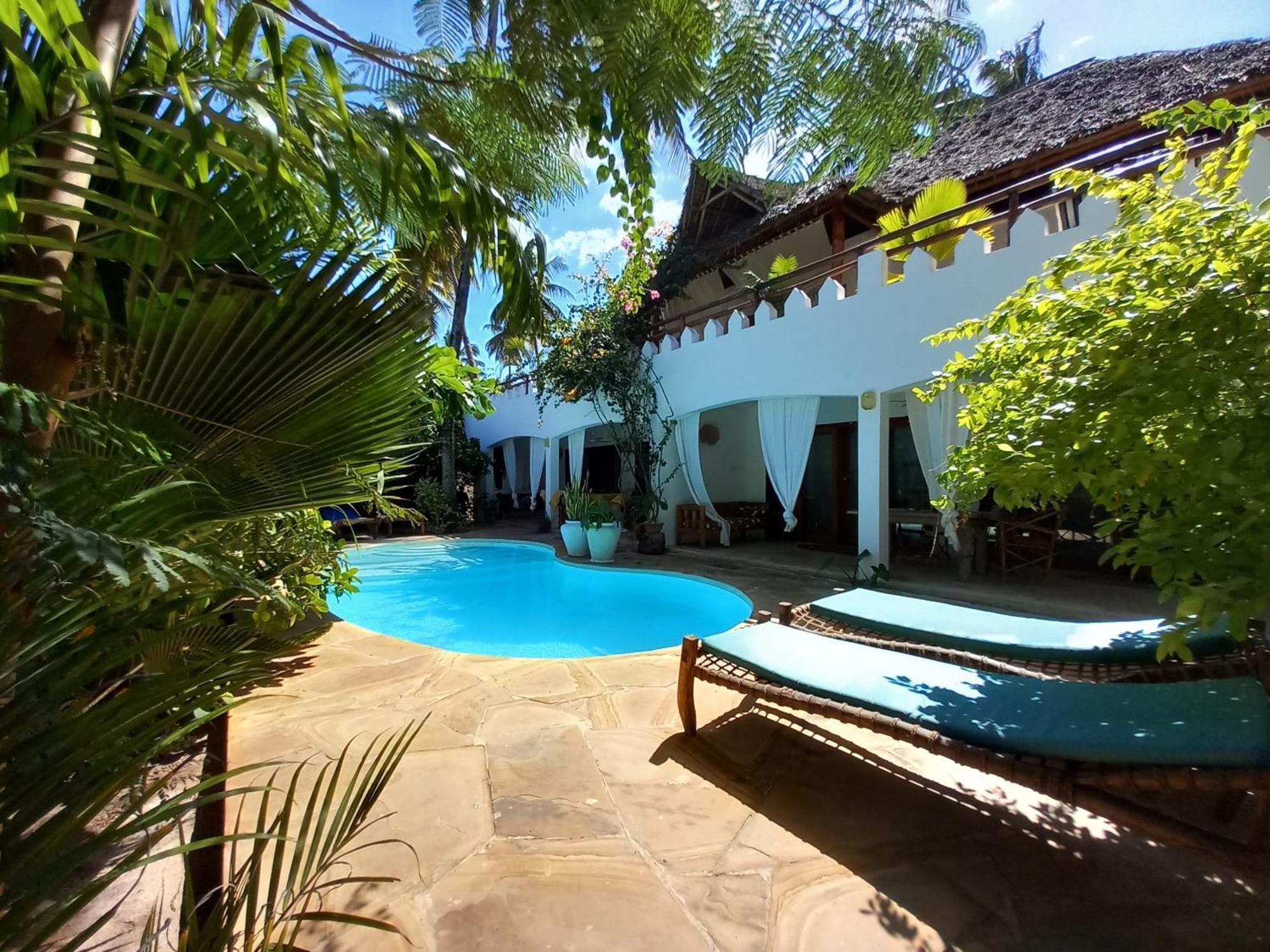 MOYO apartment Pwani Mchangani Exterior foto